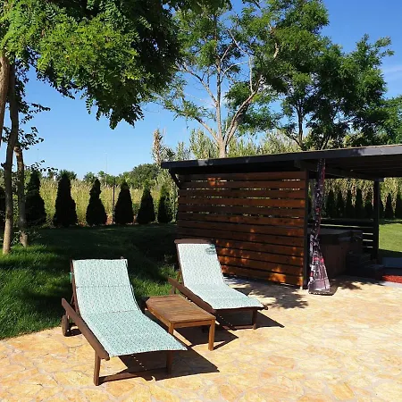 House Ive: Coastal Retreat With Jacuzzi, Pool And Olive Grove *