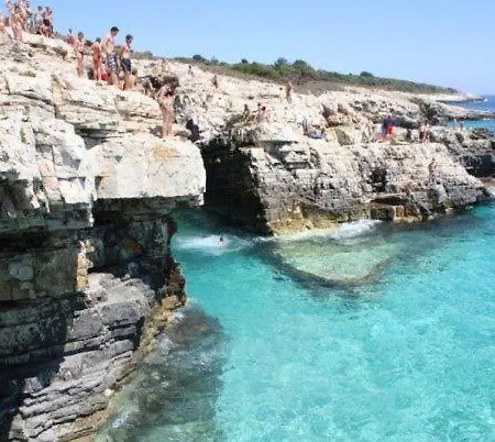 House Ive With Jacuzzi, Pool, Playground And Bbq In An Olive Grove With A Beach, - Istria *