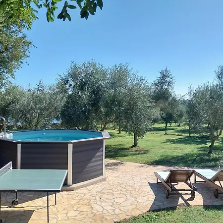 House Ive: Coastal Retreat With Jacuzzi, Pool And Olive Grove Holiday home